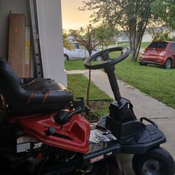 Craftsman Riding Lawnmower 420cc 10.5 Hp Engine 
