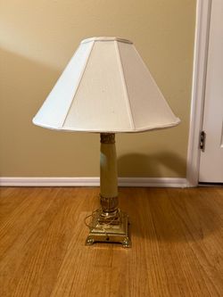 Stiffel Vintage neoclassical table lamp with shade