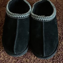 Uggs Tasmans