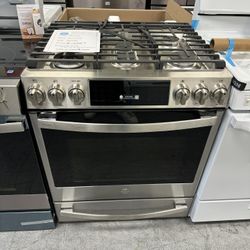 GE Profile Gas Range With Convection And Air Fry Only $1399