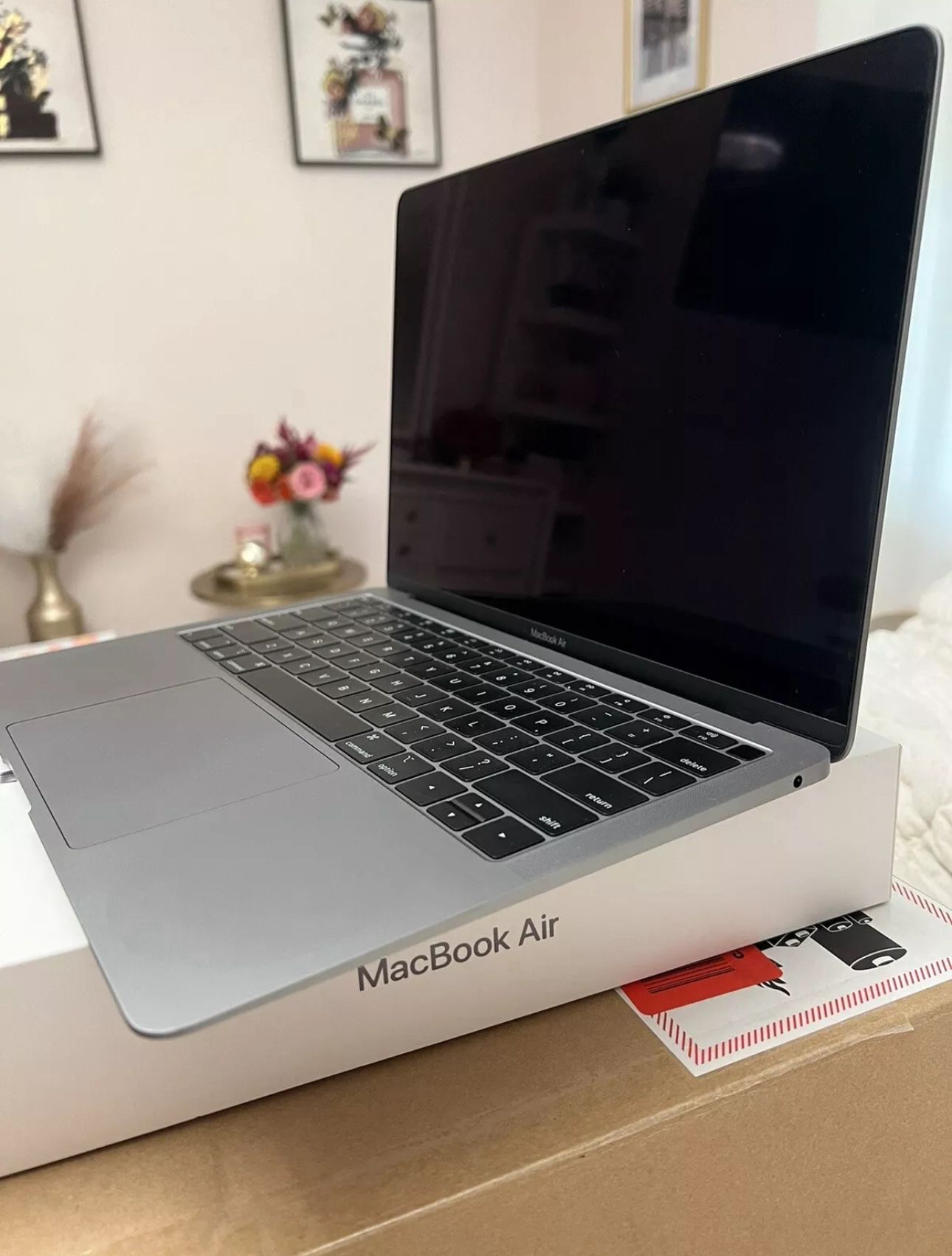 Macbook