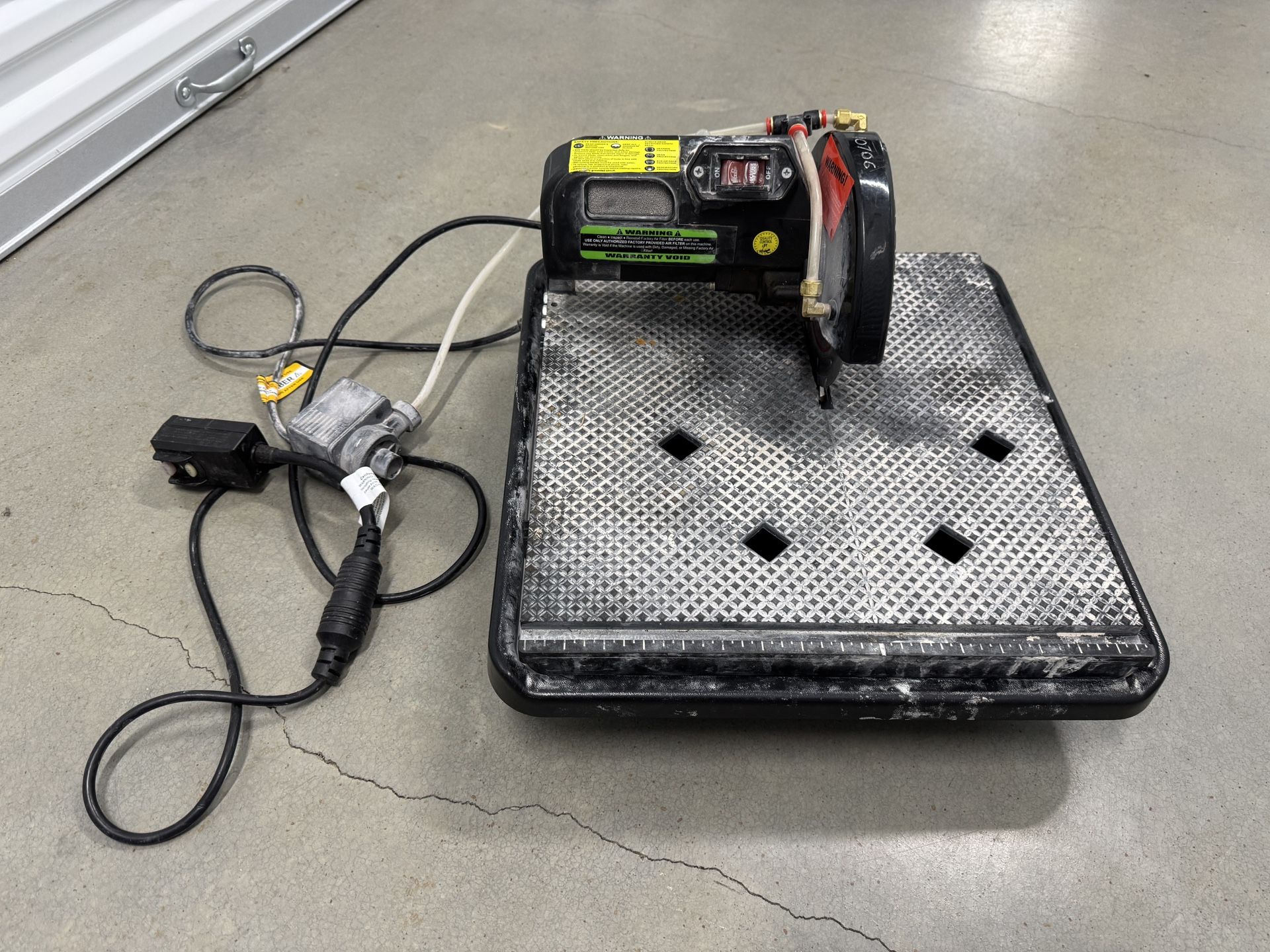 PEARL Mini Tile Saw 7″ 3/4 HP PA7TT