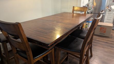 Counter Height Dining Table with Chairs