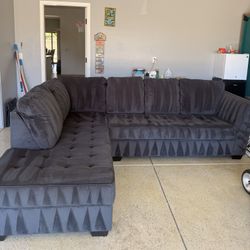 Modern charcoal gray sectional couch