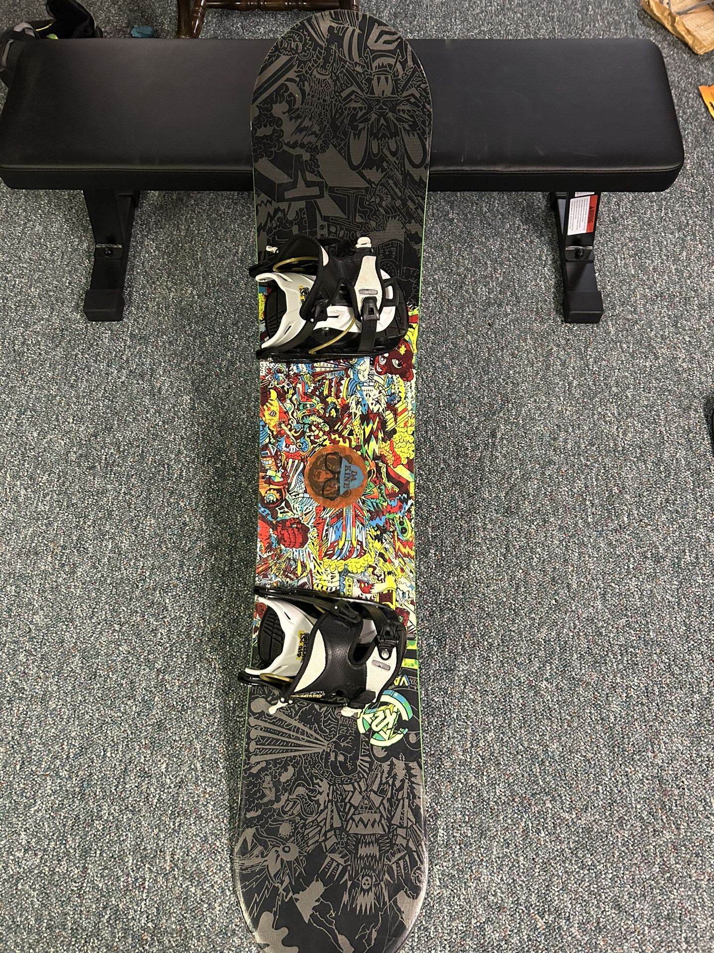 K2 Snowboard With Felon Flite Bindings