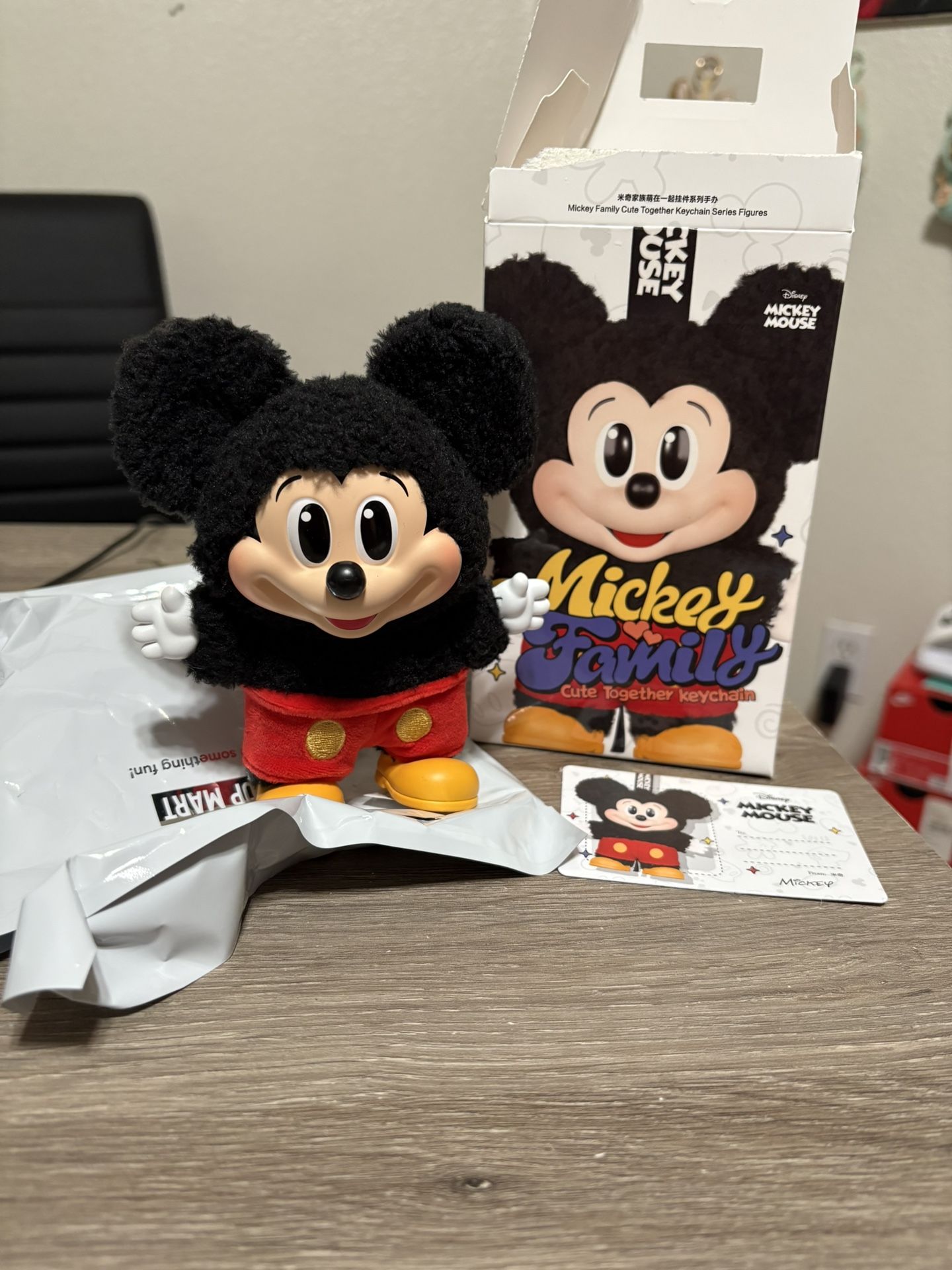 100% Authentic Pop Mart Disney Mickey Family Cute Together Keychain Mickey Mouse