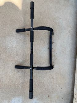 Ally Peaks Pull Up Bar for Doorway