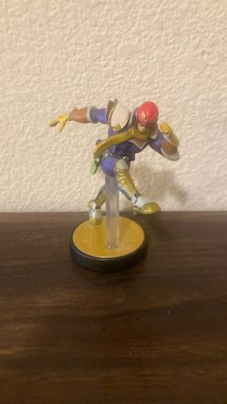 Captain Falcon Amiibo – Super Smash Bros. Series