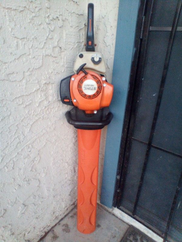 Stihl HS82 Hedge Trimmer 