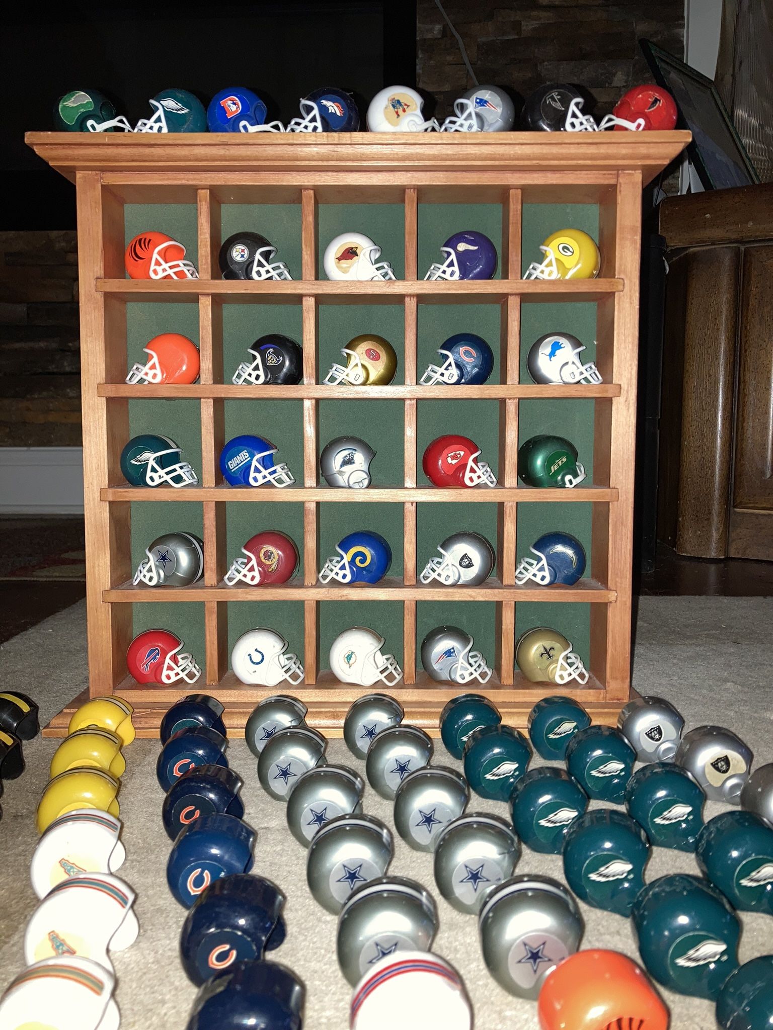 Mini football Helmets Retro Vending Machine
