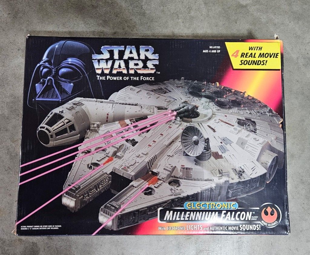 Star Wars Millennium Falcon Model Kits Lot