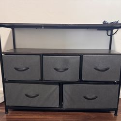 Cube Style Dresser