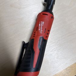 Milwaukee M12 ratchet