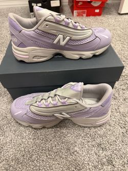 New Balance Sneakers