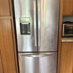 Whirlpool French door Fridge 