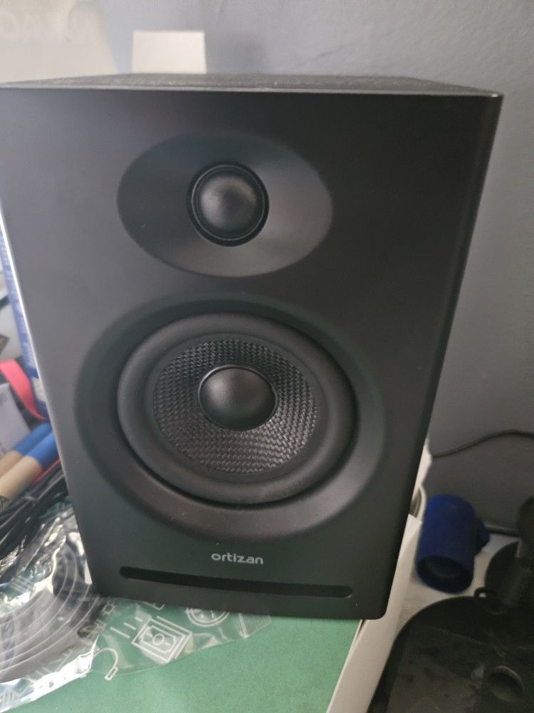 Pair Of Active Studio Monitors With Everything 