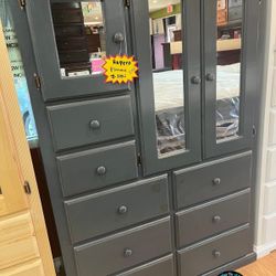 Pinewood XL wardrobe Closet Ropero Gris Armoire Nuevo 