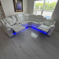 POWER RECLINING SECTIONAL SOFA 