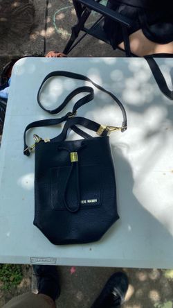 Steve Madden bucket bag