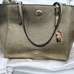 Coach Purse New!