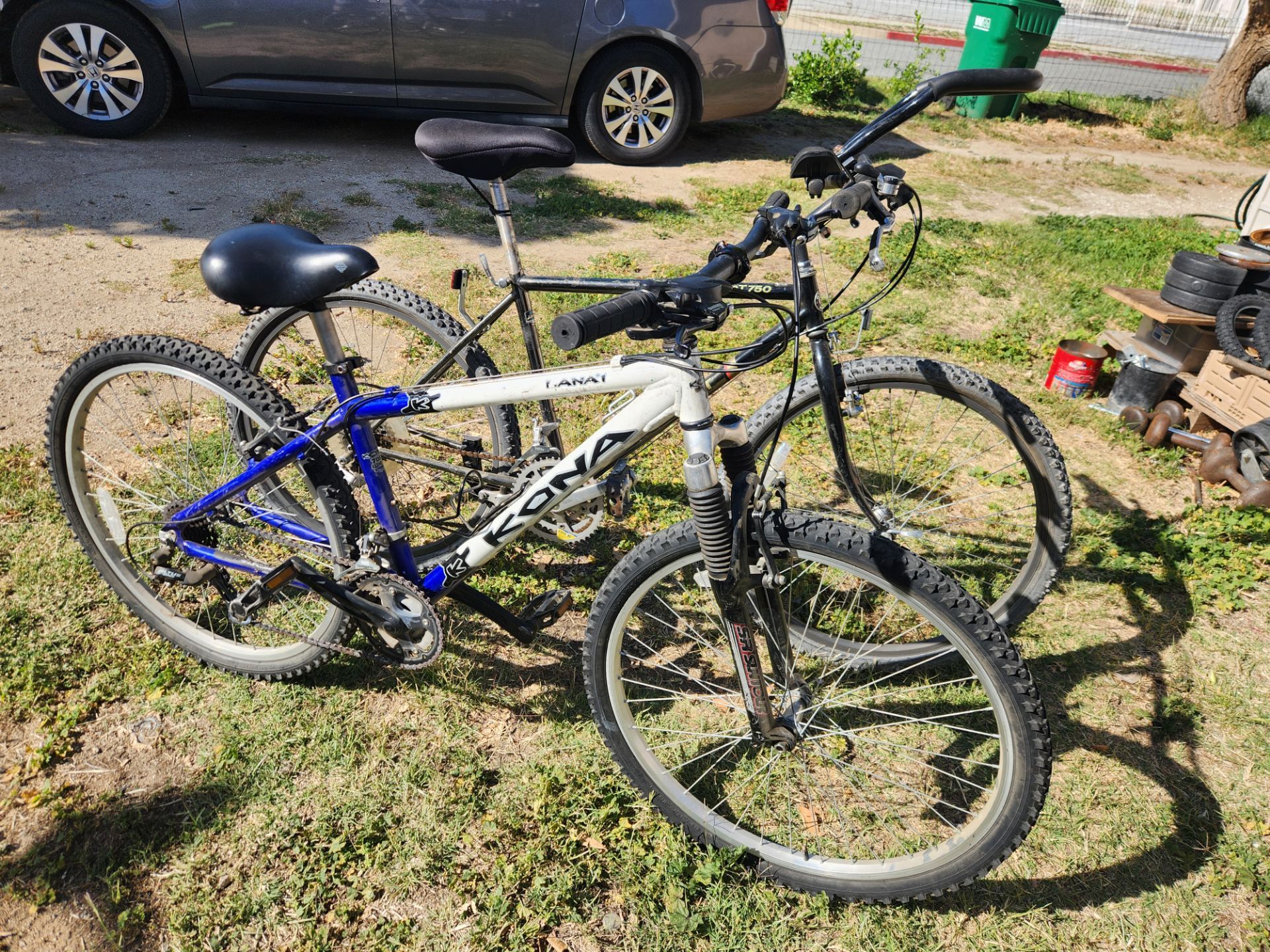 Lot of Two Premium Mountain Bikes "26 Kona Lanai Size M and Giant AT 740 Size L/XL "Both In Good Working Condition "