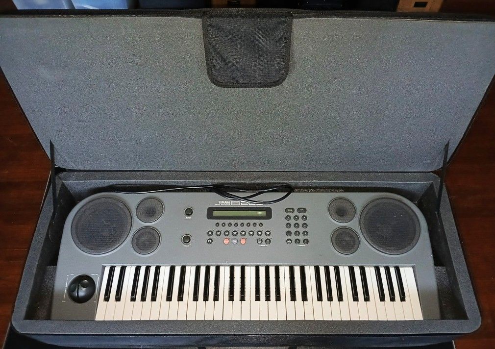 Vintage Yamaha B200 Keyboard FM Synth MIDI with Case Card Manual Sequencer more
