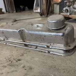 2 65 Ford Mustang Valve Covers