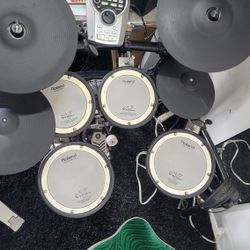 Roland Td15 All Mesh Pads Electronic Drum Set Vdrums Edrums Electric Drum Kit 