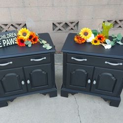 Beautiful Vintage Nightstands 