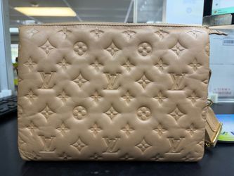 Louis Vuitton Coussin PM Camel