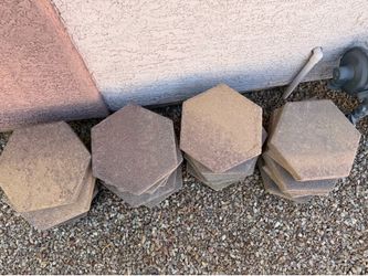 Pavers / stepping stones