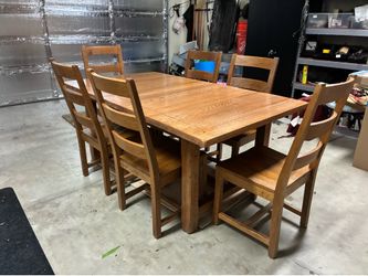Beautiful Solid Oak Dining Set