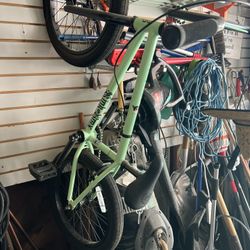 BMX BIKE, Kink Street Bike