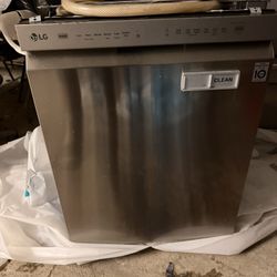 LG 24" Stainless Steel Dishwasher 