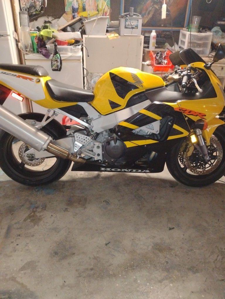 2000 Honda 929 RR