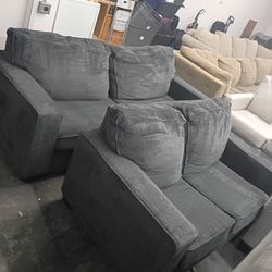 Black couch set 2 PCs