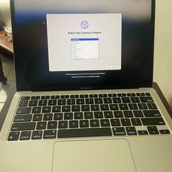 MacBook Air M1 2020 8 GB RAM 256 GB SSD
