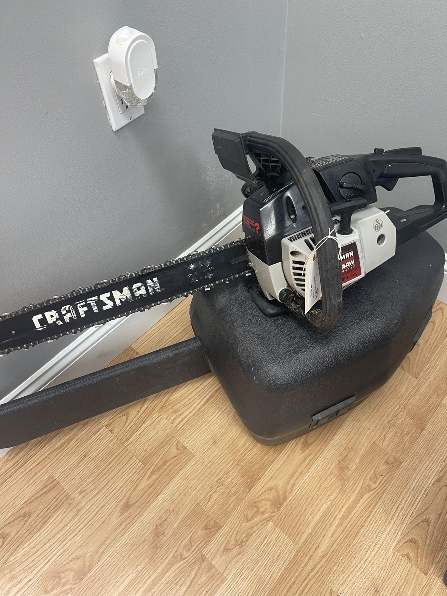 18” Craftsman Chainsaw