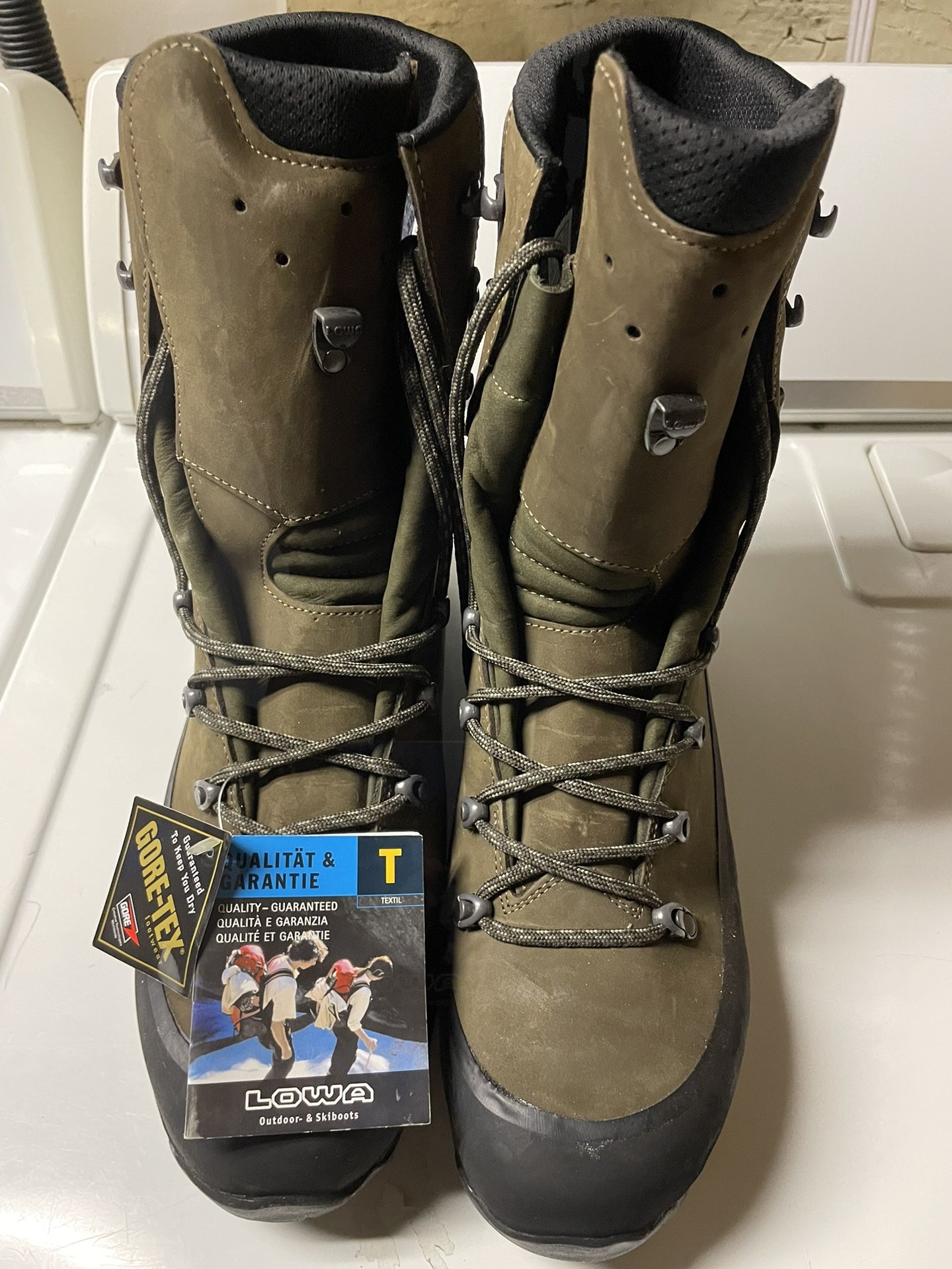 Winter Boots NEW 