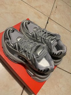 Chunky shoes