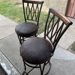 Used Chairs /stools That Spin 