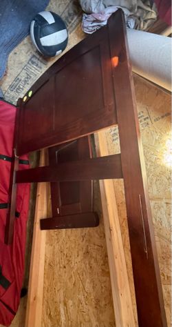 Twin wood bed frame