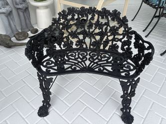 Vintage Victorian Grape & Leaf Cast Iron Patio Garden Bench. Beautiful Black Antique Settee Loveseat. Grapes & Vines Grapevine Motif. Sturdy & Strong