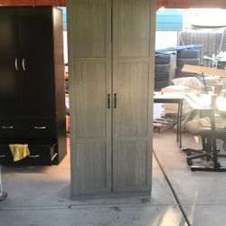 Armoire