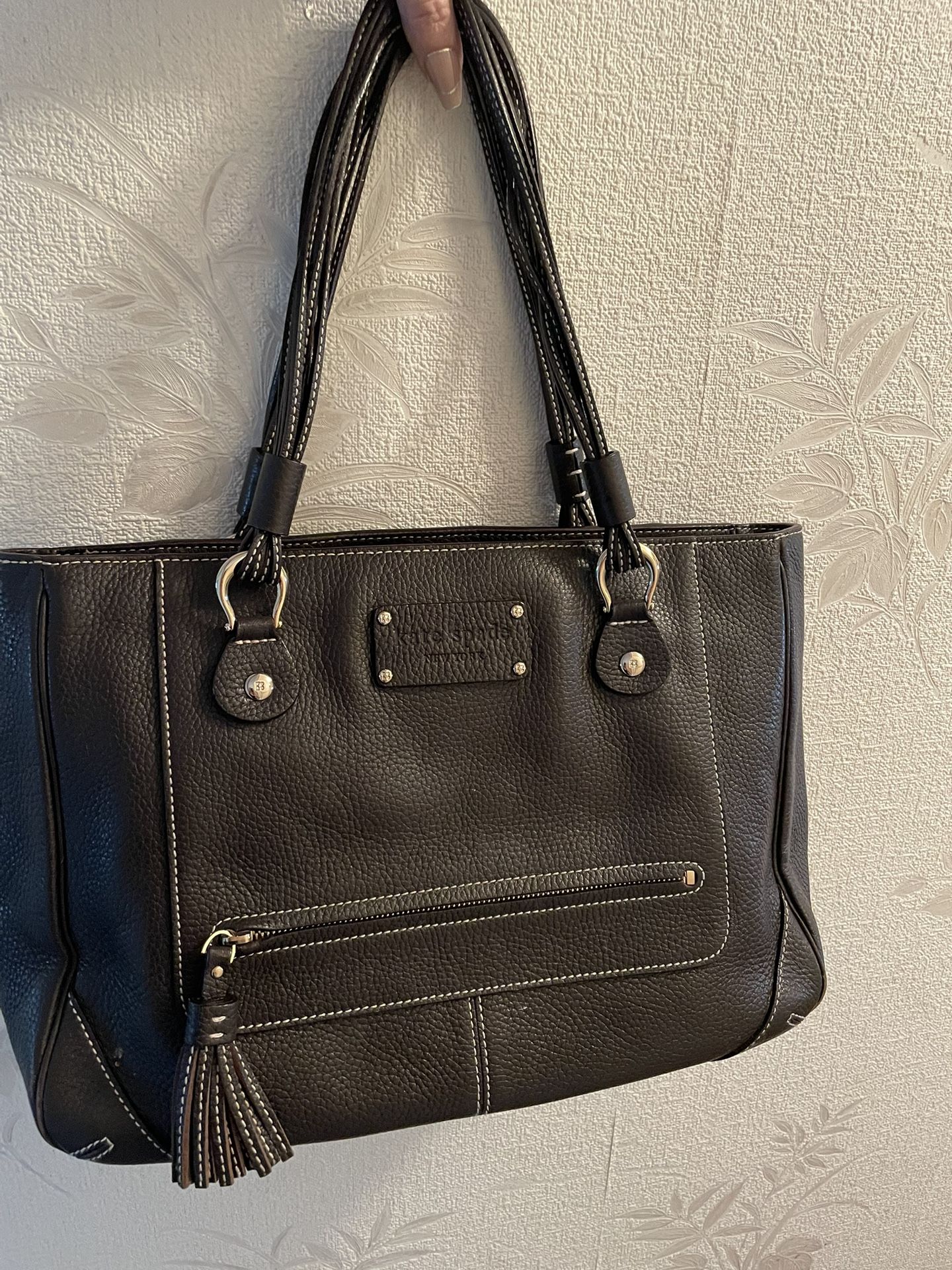 New Kate Spade Brown Leather Purse And Is In Pristine Condition No Damage Of Any Type