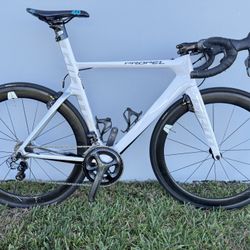🚴🏻 Giant Propel Advanced SL Di2 Carbon Road Bike – Size M