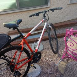 Bicycle 16 Speed Schwinn 27.5 In