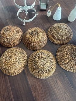 Wicker Plate Covers