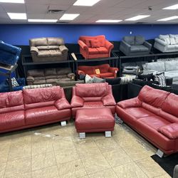 Great deal, 4 pc, red Italian leather sofa, loveseat, chair, & ottoman free delivery!!!!🚚