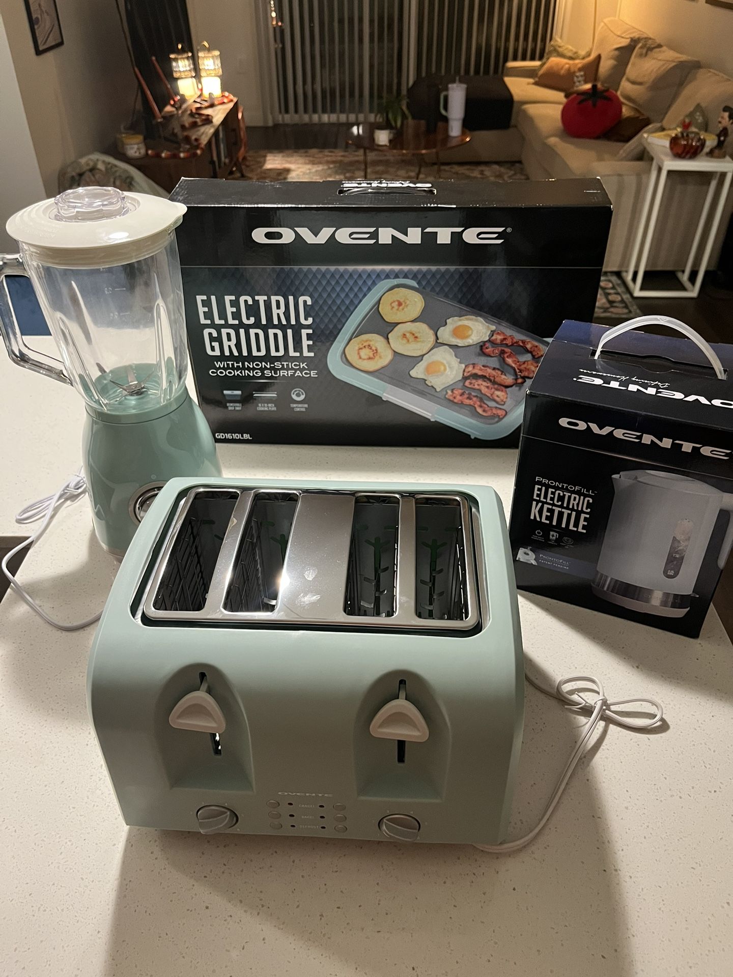 BRAND NEW OVENTE KITCHEN APPLIANCES